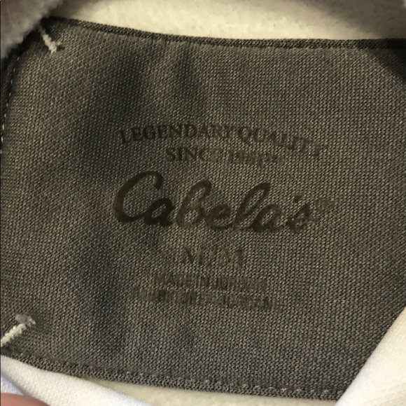 Cabelas sweatshirt - Picture 2 of 2